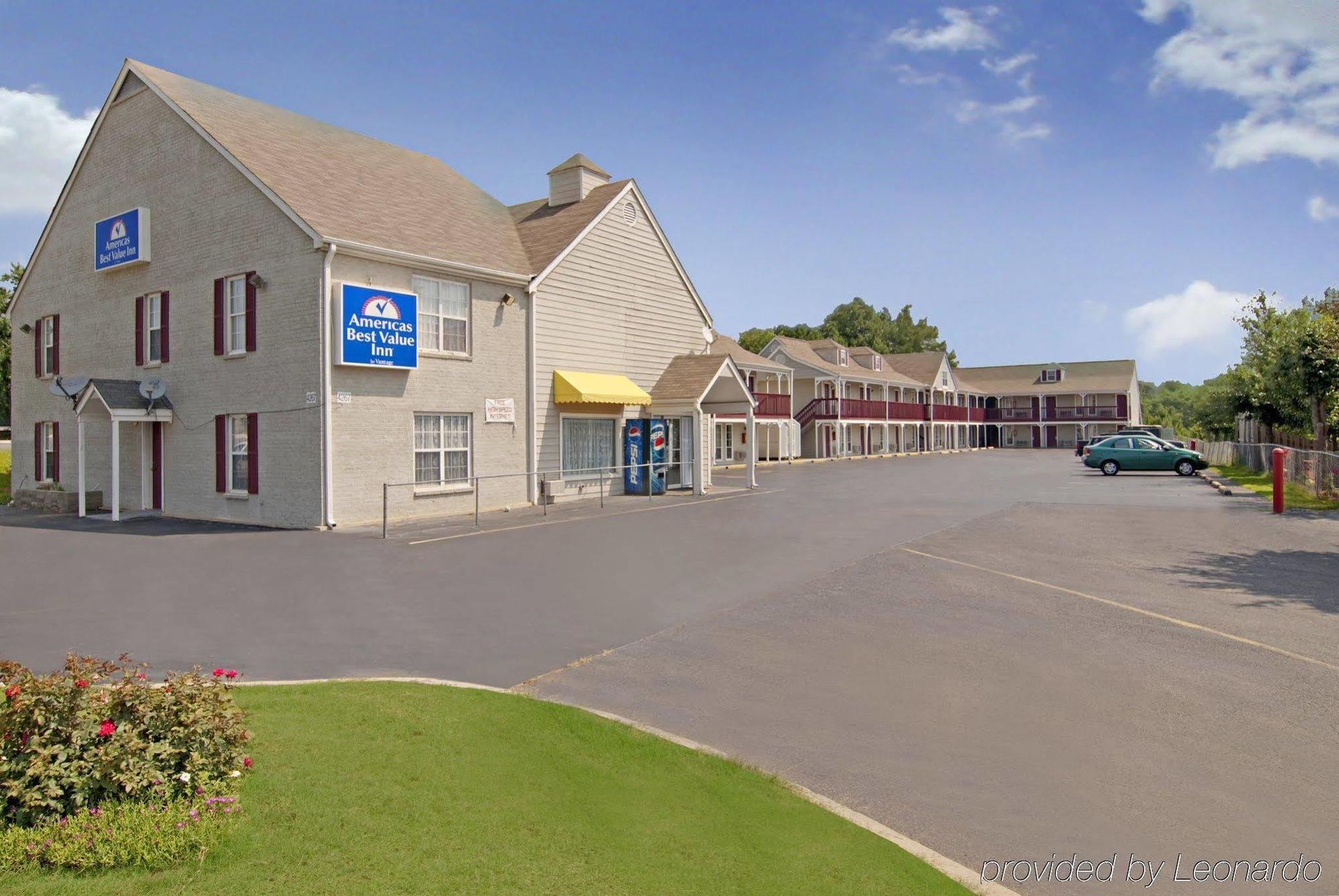 Travel Inn Of Buford Exterior foto